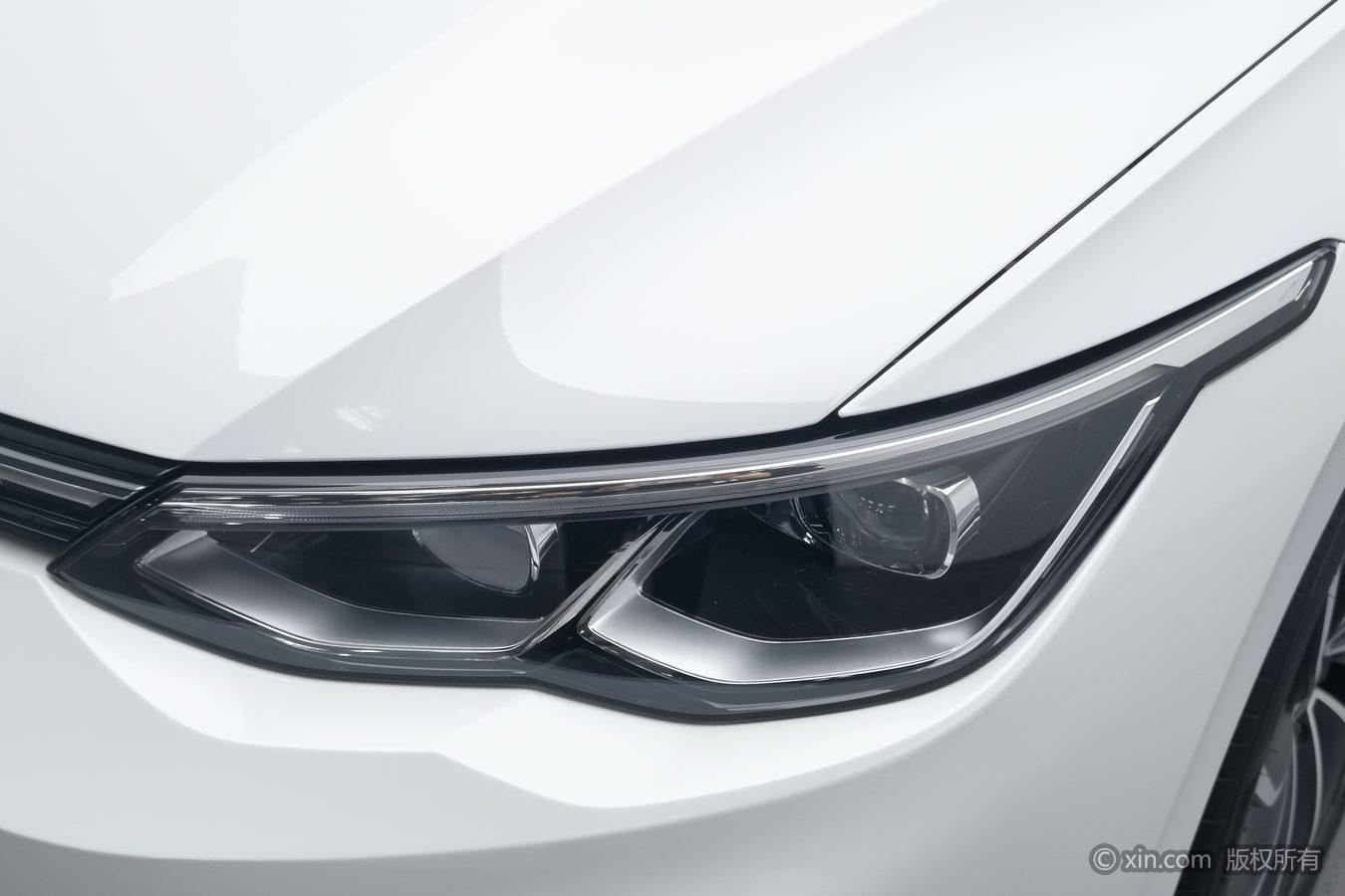 Volkswagen Golf 2021 200TSI DSG Pro