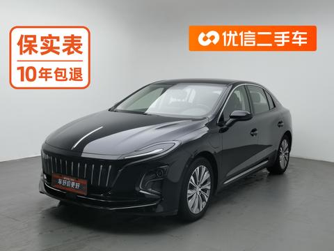 Hongqi E-QM5