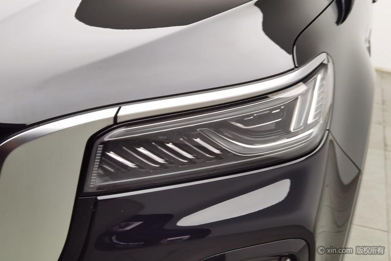 Hongqi HS5 2023 2.0T Pro