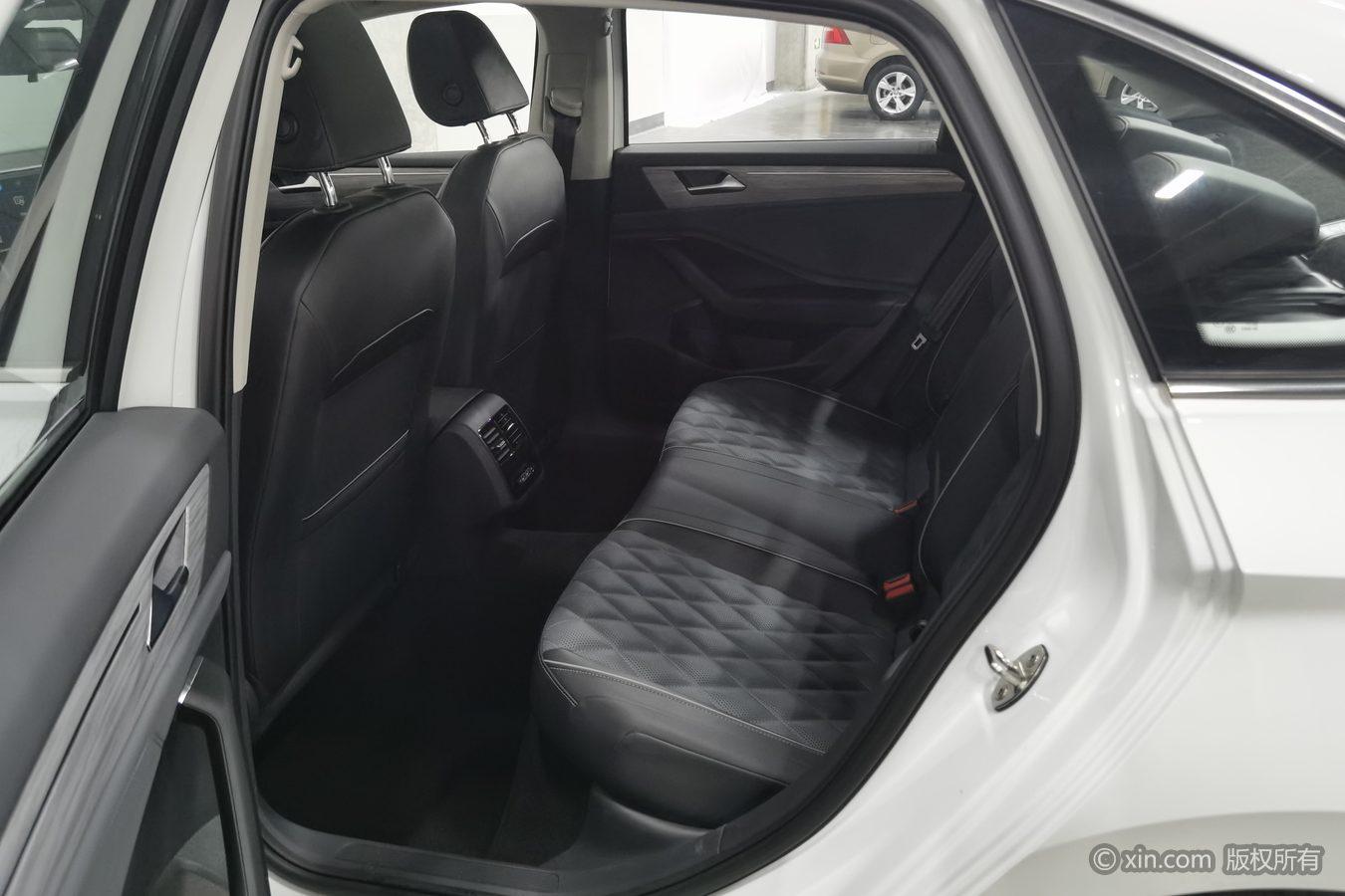 Volkswagen Sagitar id 4473896 из Китая 8