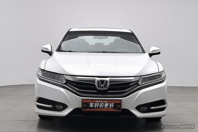 Honda Spirior 2015 2.0 L — фото 2