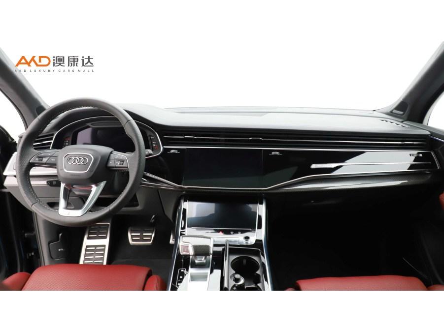 Audi SQ7 2024 4.0 TFSI