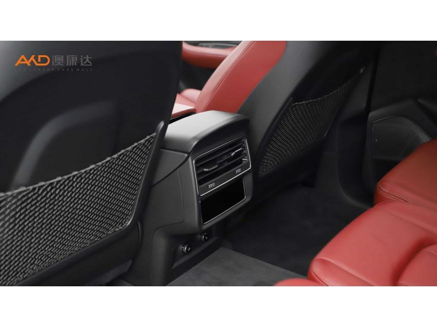 Audi SQ7 2024 4.0 TFSI