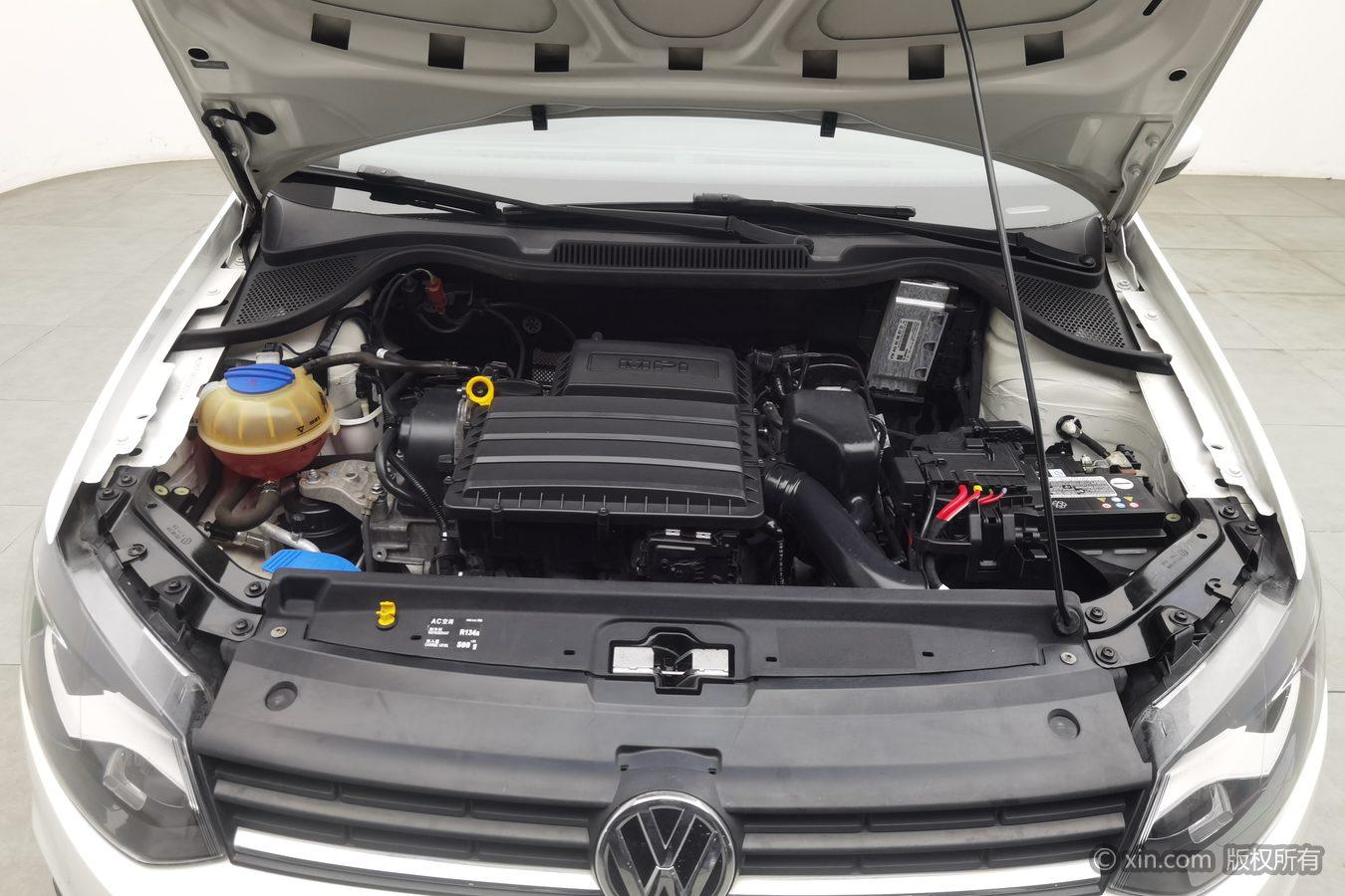 Volkswagen Polo 2018 1.5L AT