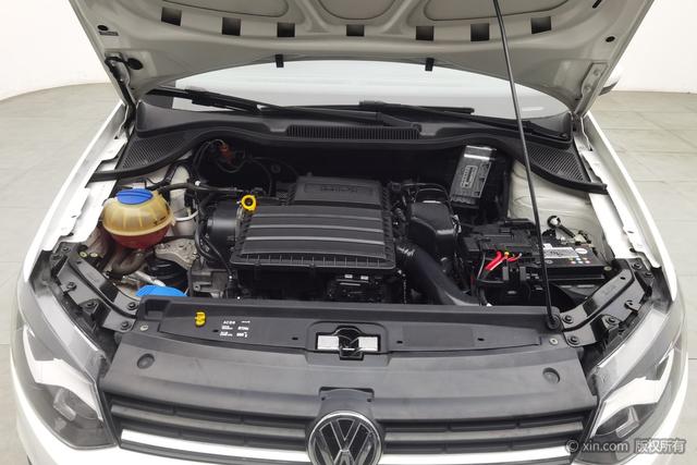 Volkswagen Polo 2018 1.5 L AT — фото 5