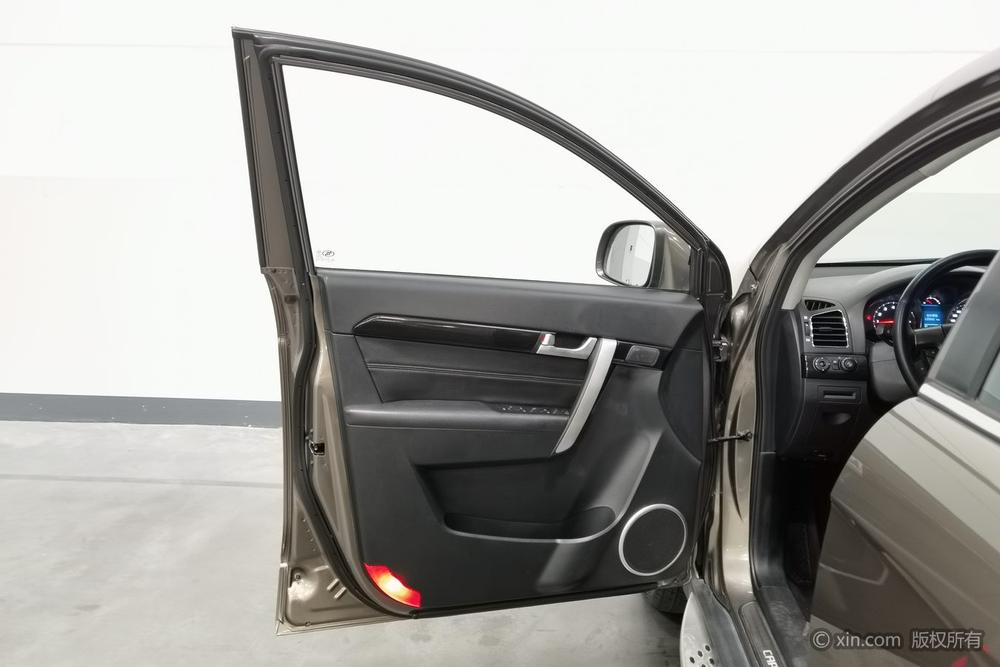 Chevrolet Captiva, фото 21