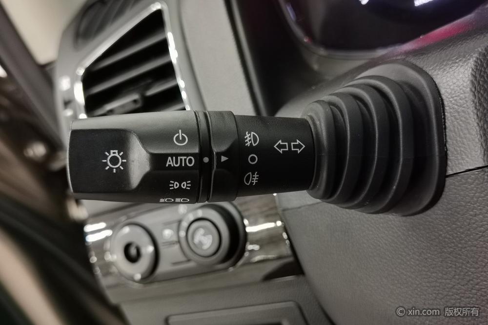 Chevrolet Captiva, фото 15