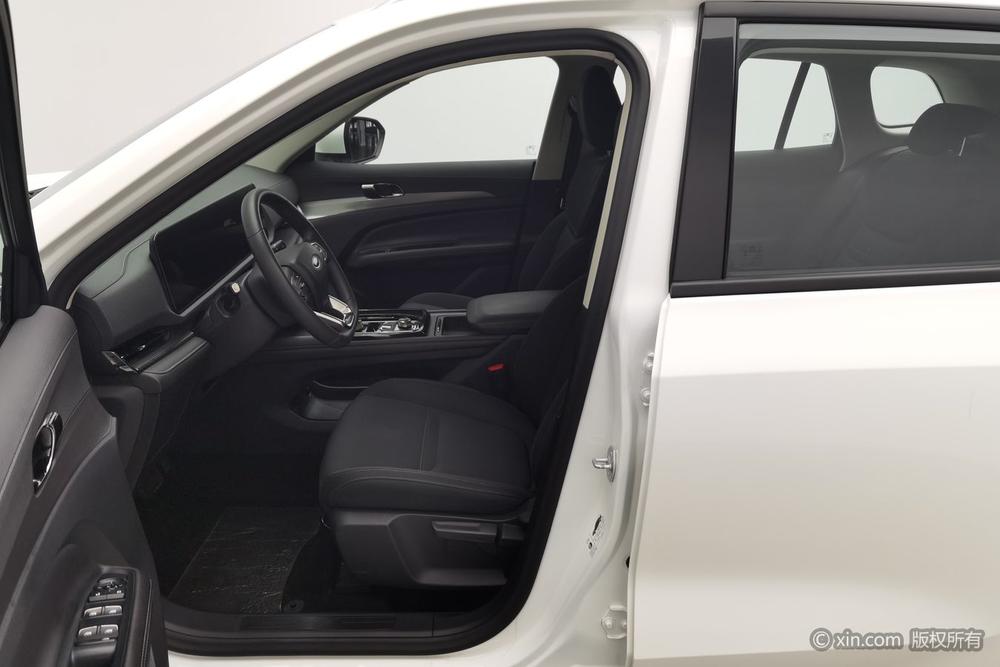 Ford Equator Sport, фото 17
