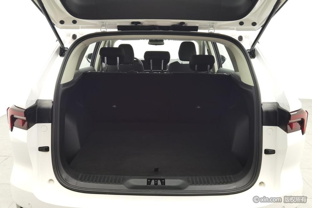 Ford Equator Sport, фото 23