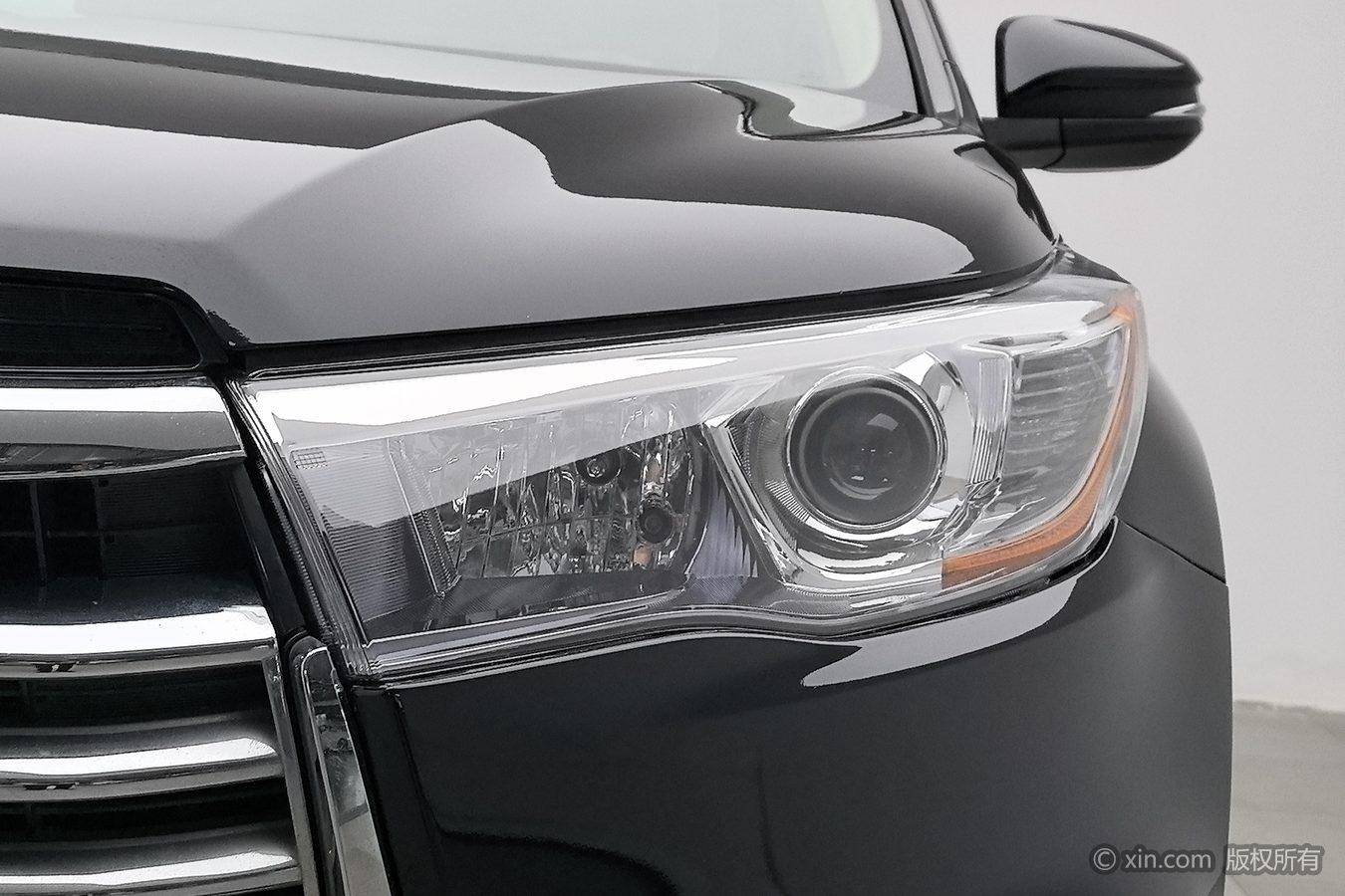 Toyota Highlander 2015 2.0T Elite 7 мест