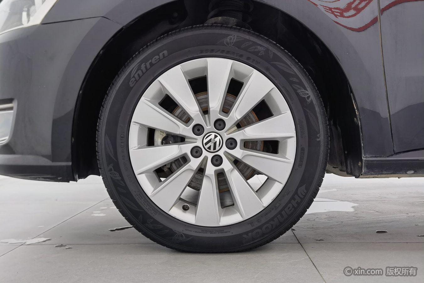 Volkswagen Lavida 2013 1.6L MT Comfort