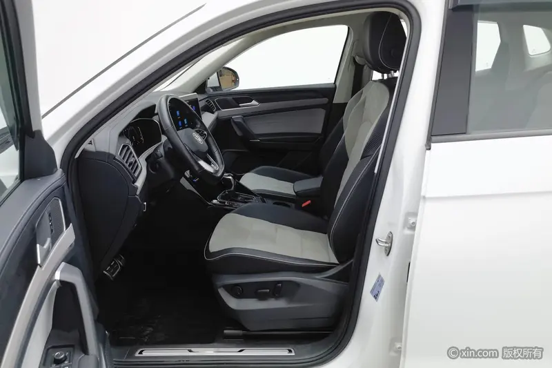 Volkswagen Tan Yue X — фото 12