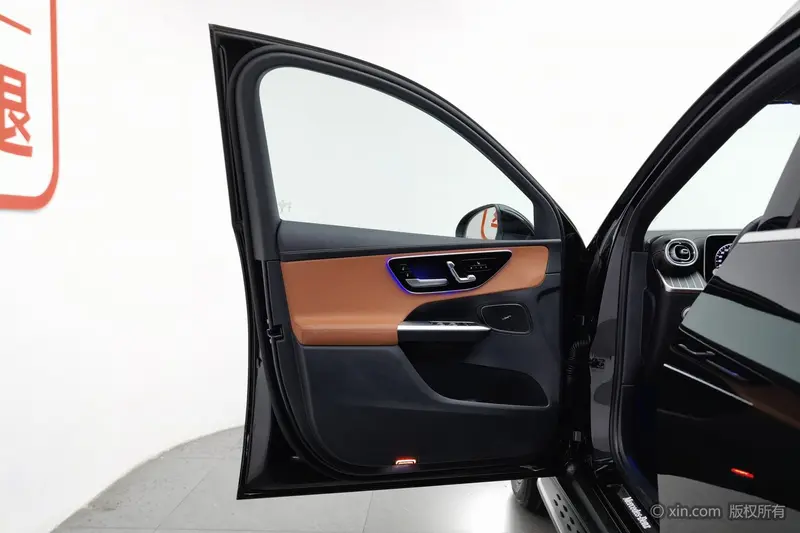 Mercedes-Benz GLC 300 L 4 MAT IC 5 — фото 14