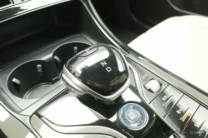 BYD Qin Plus — фото 10