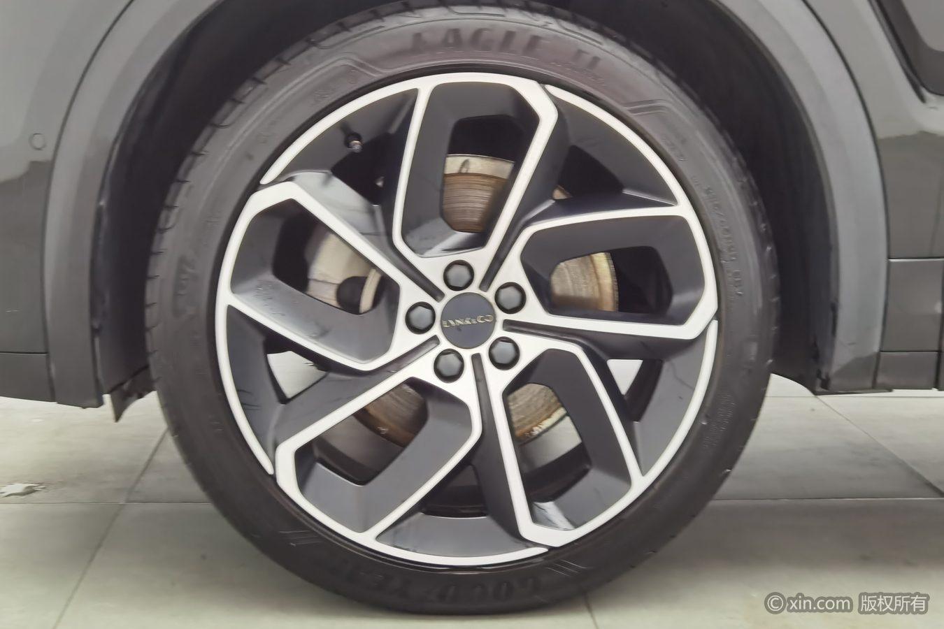 Lynk & Co 05 2020 2.0TD Halo