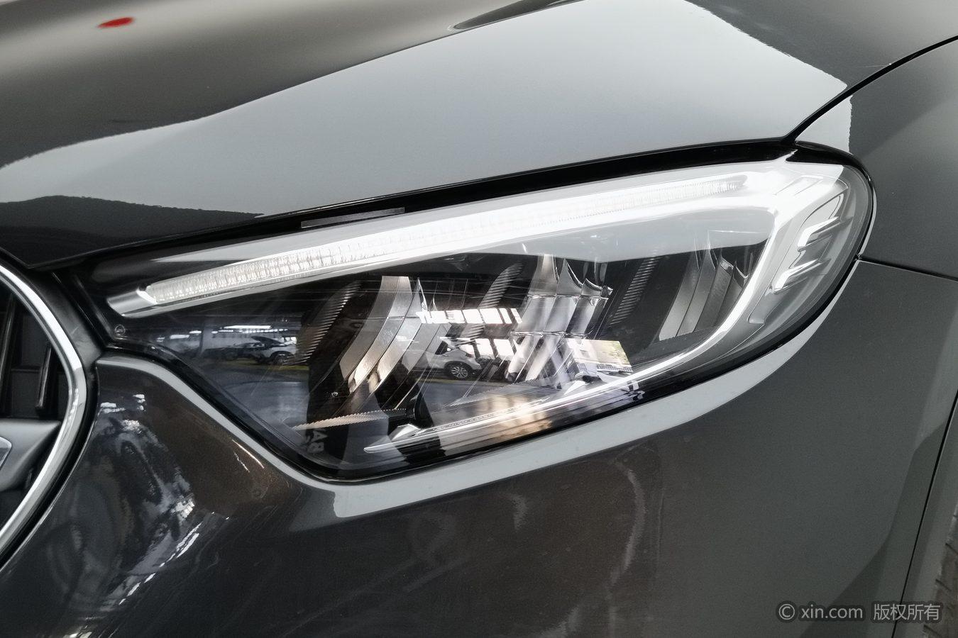 Mercedes-Benz GLC 2023 GLC 260 L 4MATIC 7 мест