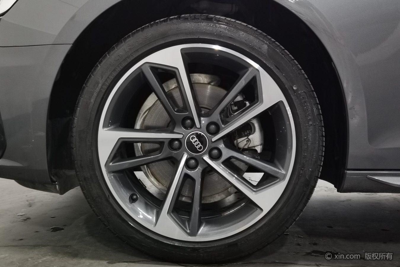 Audi A4L 2023 40 TFSI Fashion