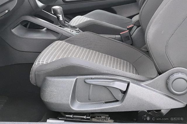 Volkswagen Scirocco 2015 1.4 TSI — фото 18