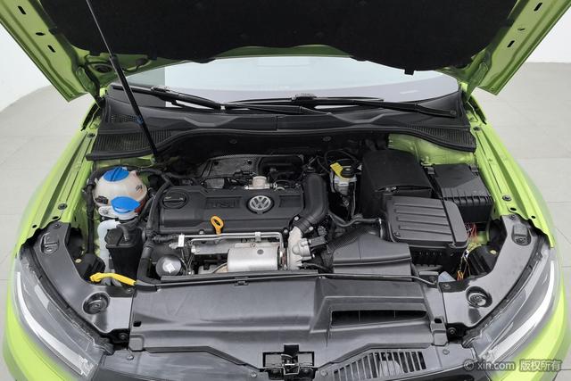 Volkswagen Scirocco 2015 1.4 TSI — фото 5