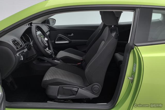 Volkswagen Scirocco 2015 1.4 TSI — фото 17