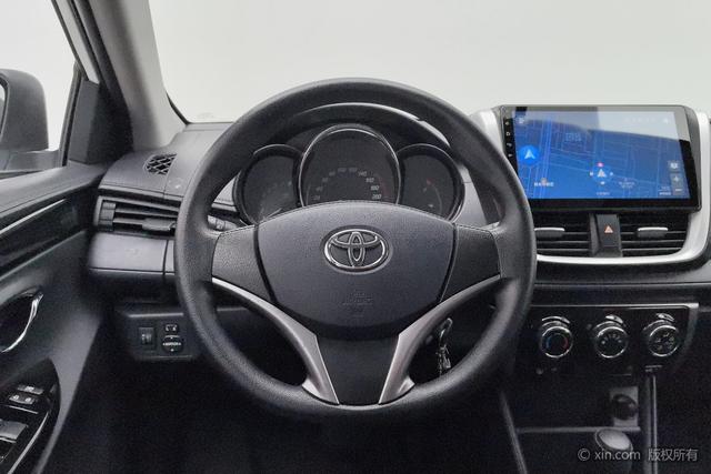 Toyota YARIS L 2020 X 1.5 L CVT — фото 13