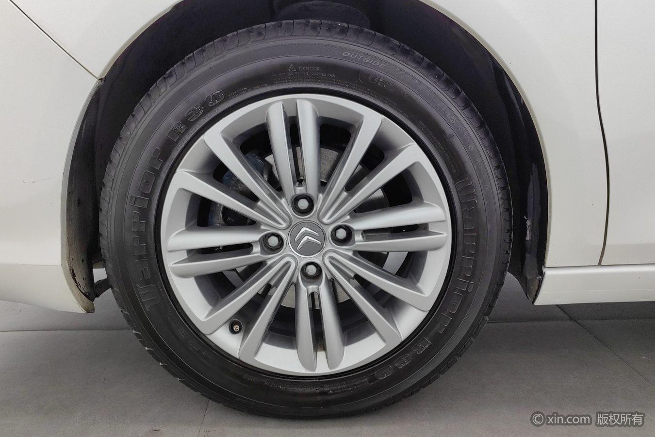Citroen C4L 2015 1.8L AT Luxury