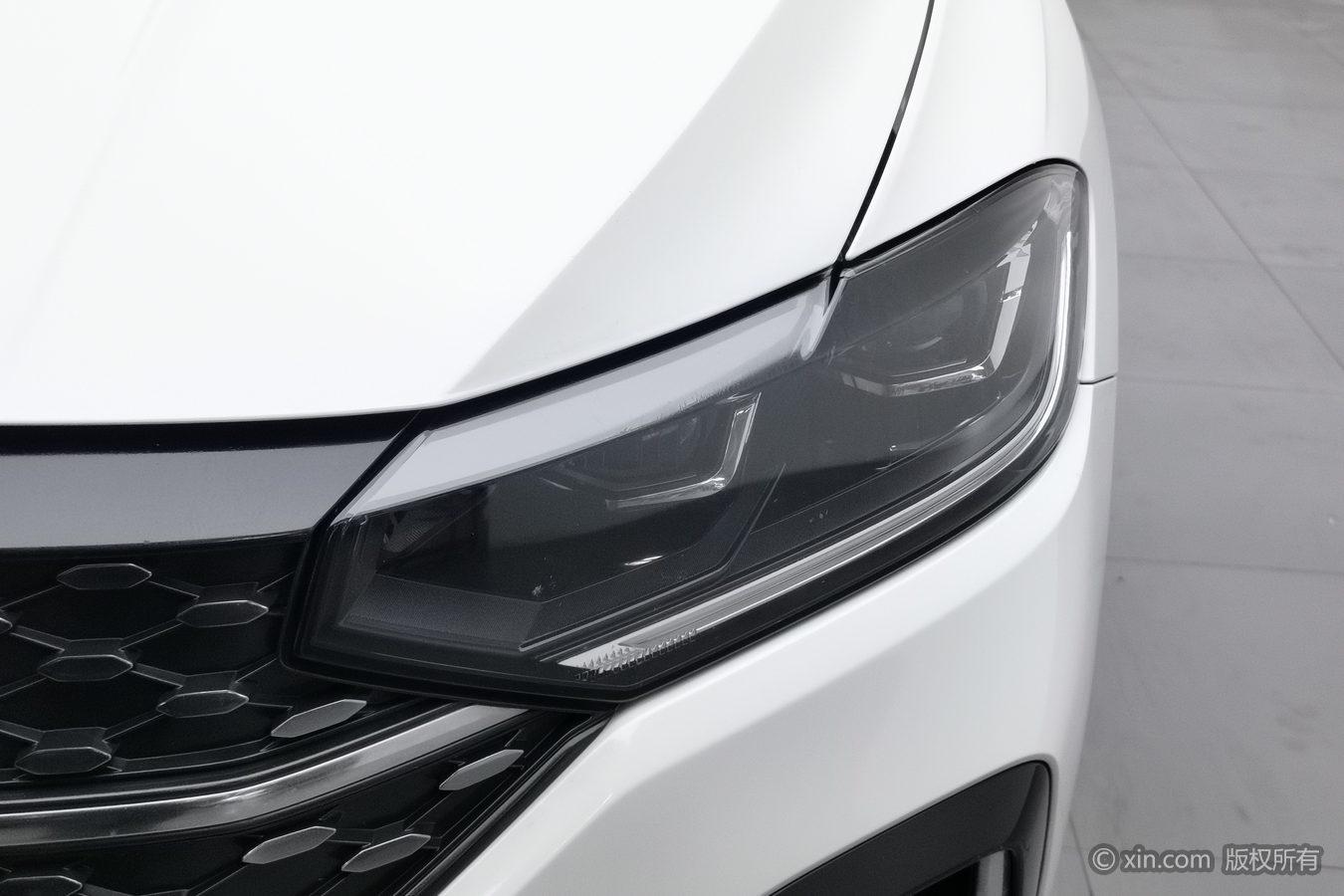 Volkswagen Lavida 2023 Белый из Китая, фото 2