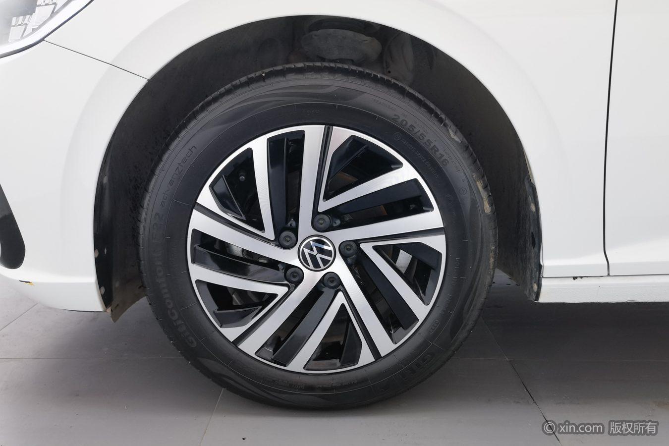 Volkswagen Lavida 2023 Белый из Китая, фото 5