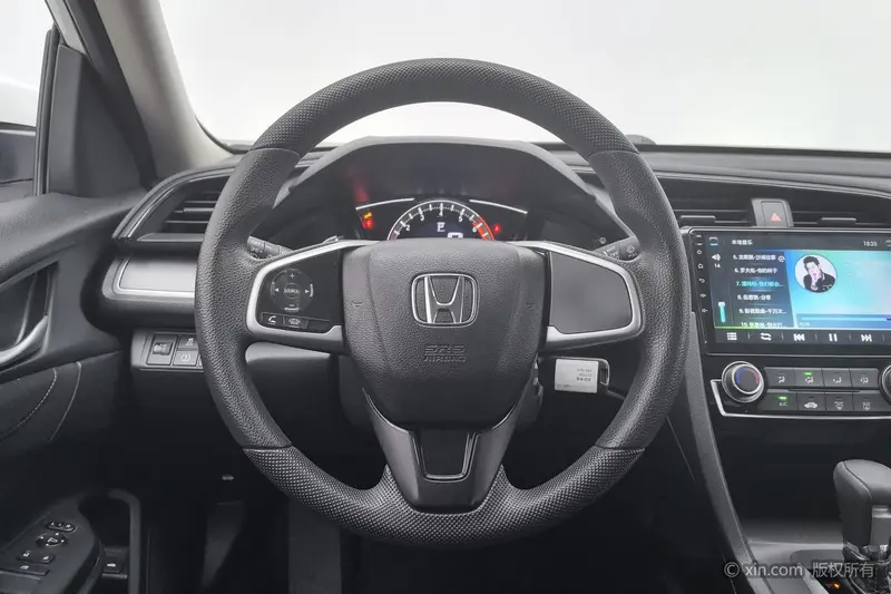 Honda Civic — фото 9