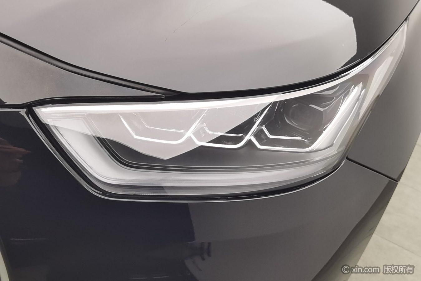 Toyota Highlander 2022 2.5L Luxury 7 мест