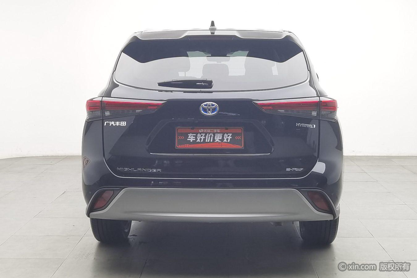 Toyota Highlander 2022 2.5L Luxury 7 мест