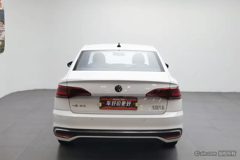 Volkswagen Bora 200 TSI DSG — фото 3