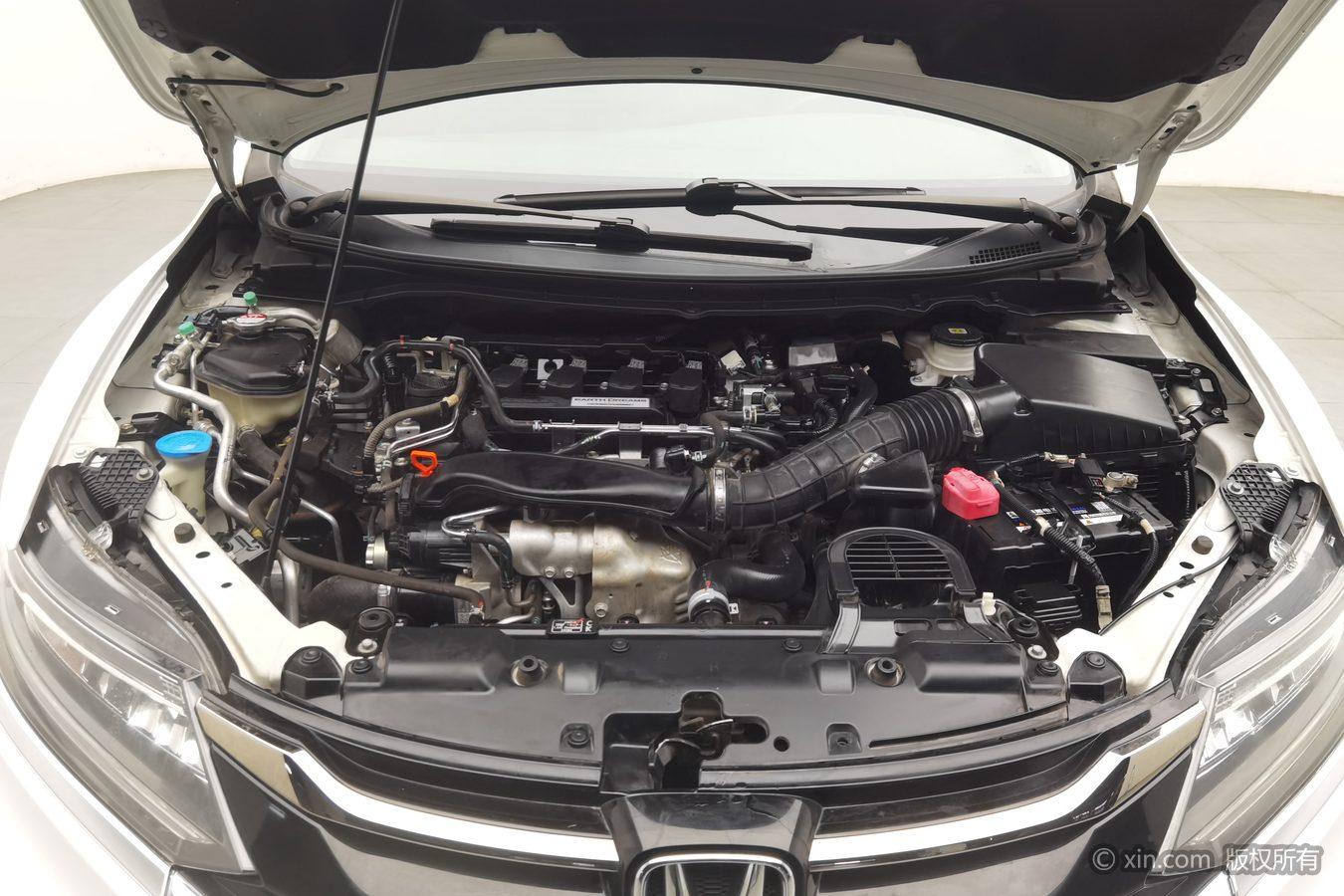Honda Jade 2017 210TURBO CVT Luxury 5 мест