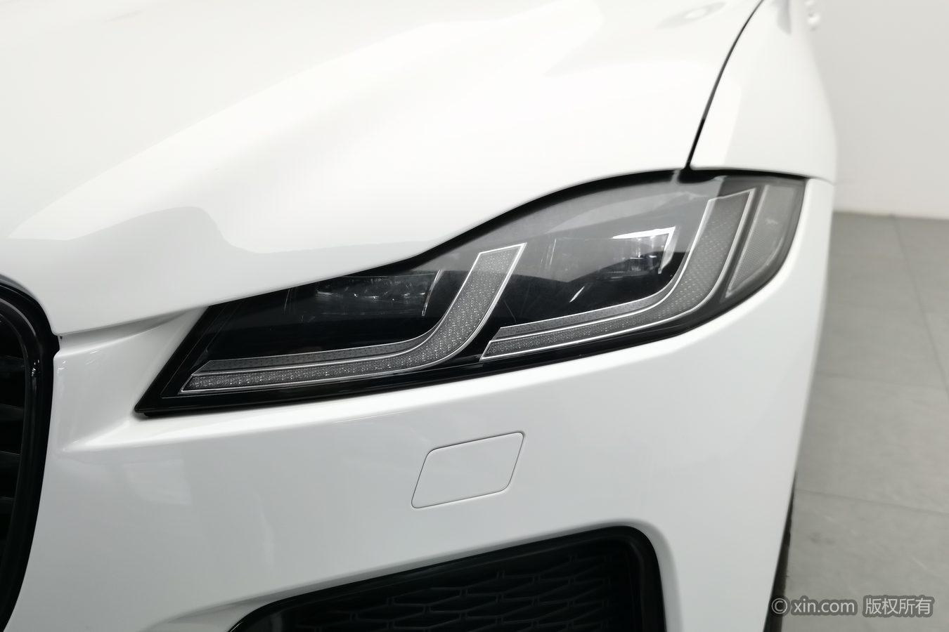 Jaguar F-Pace 2024 P250 R-Dynamic SE