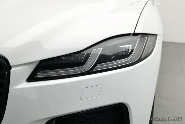 Jaguar F-PACE 2024 P 250 R-Dynamic SE — фото 7