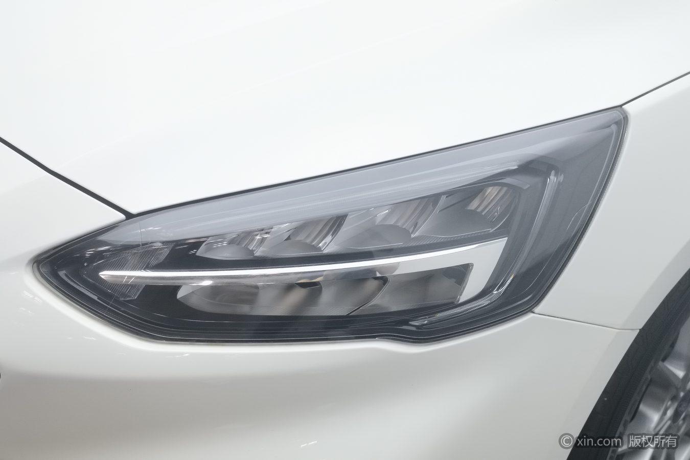 Ford Focus 2021 EcoBoost 180 AT