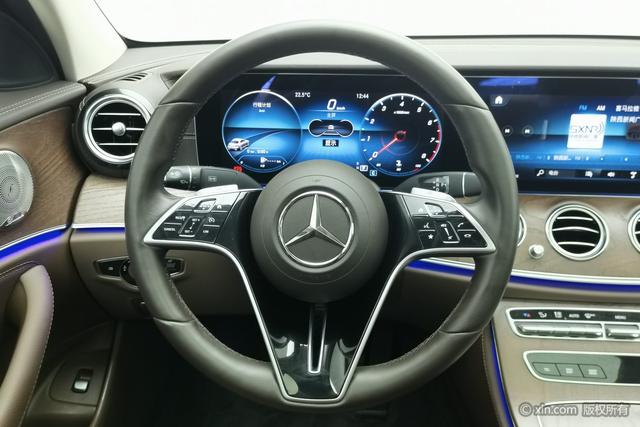 Mercedes-Benz E-class id 4321120 из Китая 21