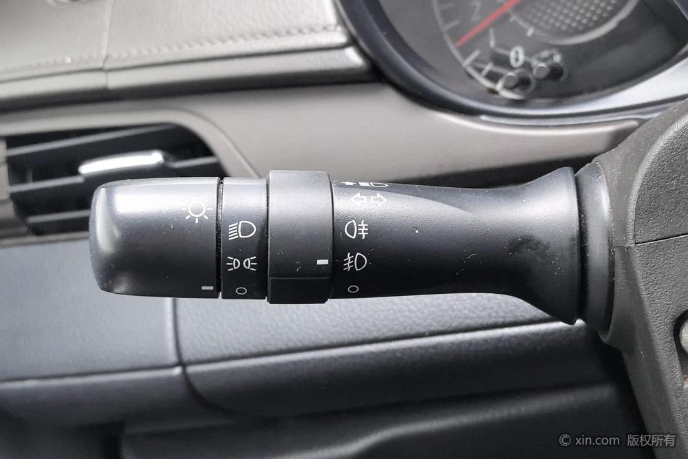 Toyota Yaris L, фото 16