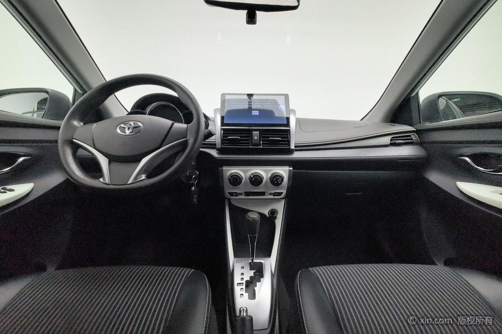 Toyota Yaris L, фото 13
