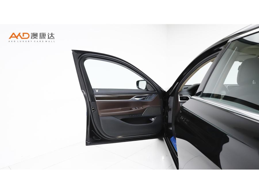 BMW 7 series 2021 Черный из Китая, фото 2