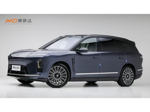 Nio ES8