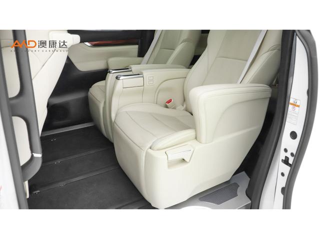 Toyota Alphard 2015 3.5 L — фото 8