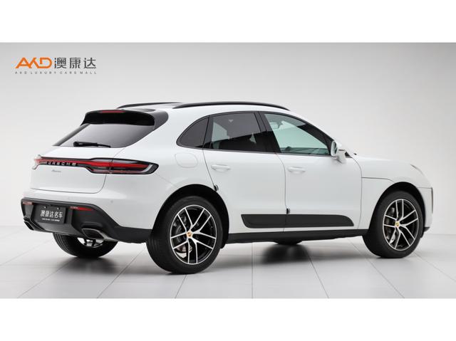 Porsche Macan 2022 Macan 2.0 T — фото 4