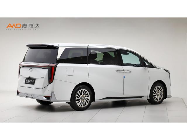 Trumpchi M8 2023 2.0 TM Hybrid — фото 4