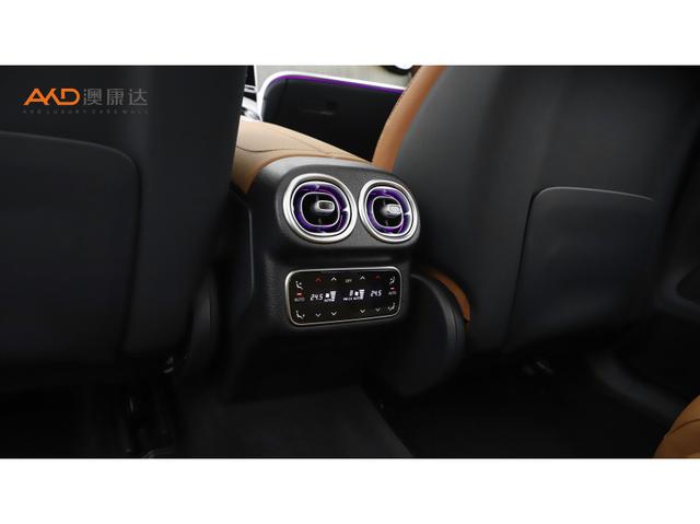 Mercedes-Benz GLC PHEV 2025 GLC 350 e L 4 MATIC — фото 6