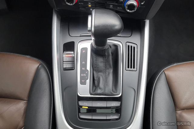 Audi Q5 2016 40 TFSI — фото 15