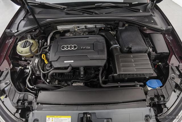 Audi A3 2016 Limousine 40 TFSI — фото 5