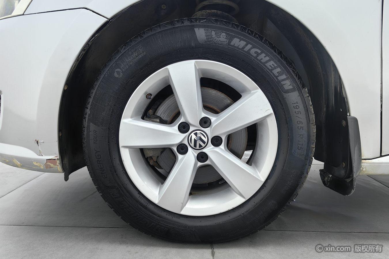 Volkswagen Lavida 2013 1.6L AT