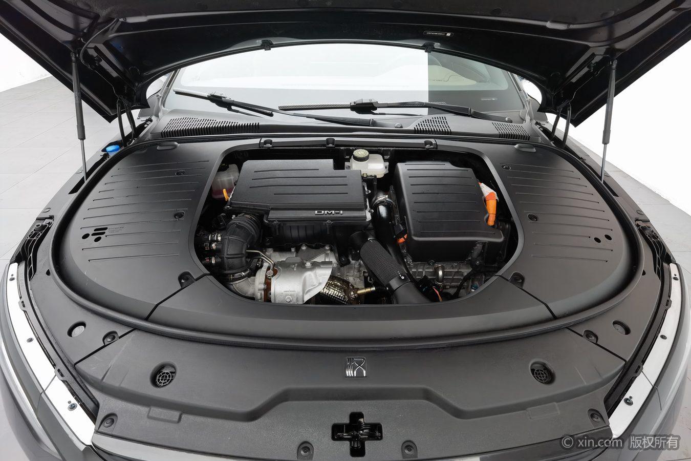 BYD Han DM 2024 DM-i 121KM