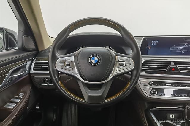 BMW 7-Series 2017 730 Li Luxury — фото 15